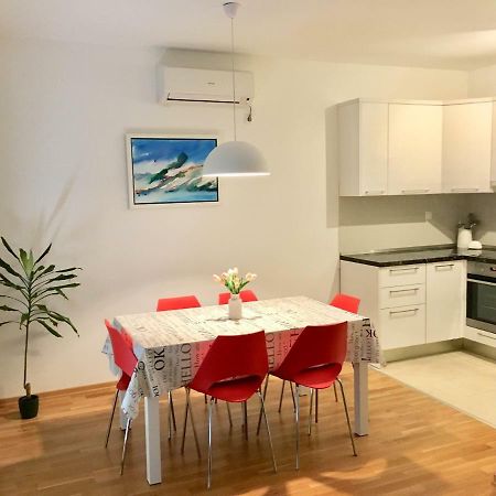מאקרסקה Antonijas Sunny Apartment מראה חיצוני תמונה