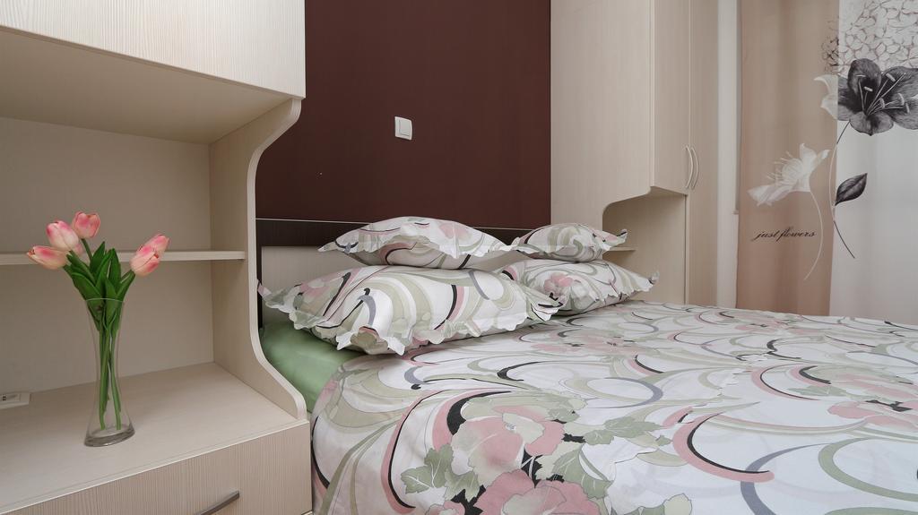 מאקרסקה Antonijas Sunny Apartment מראה חיצוני תמונה
